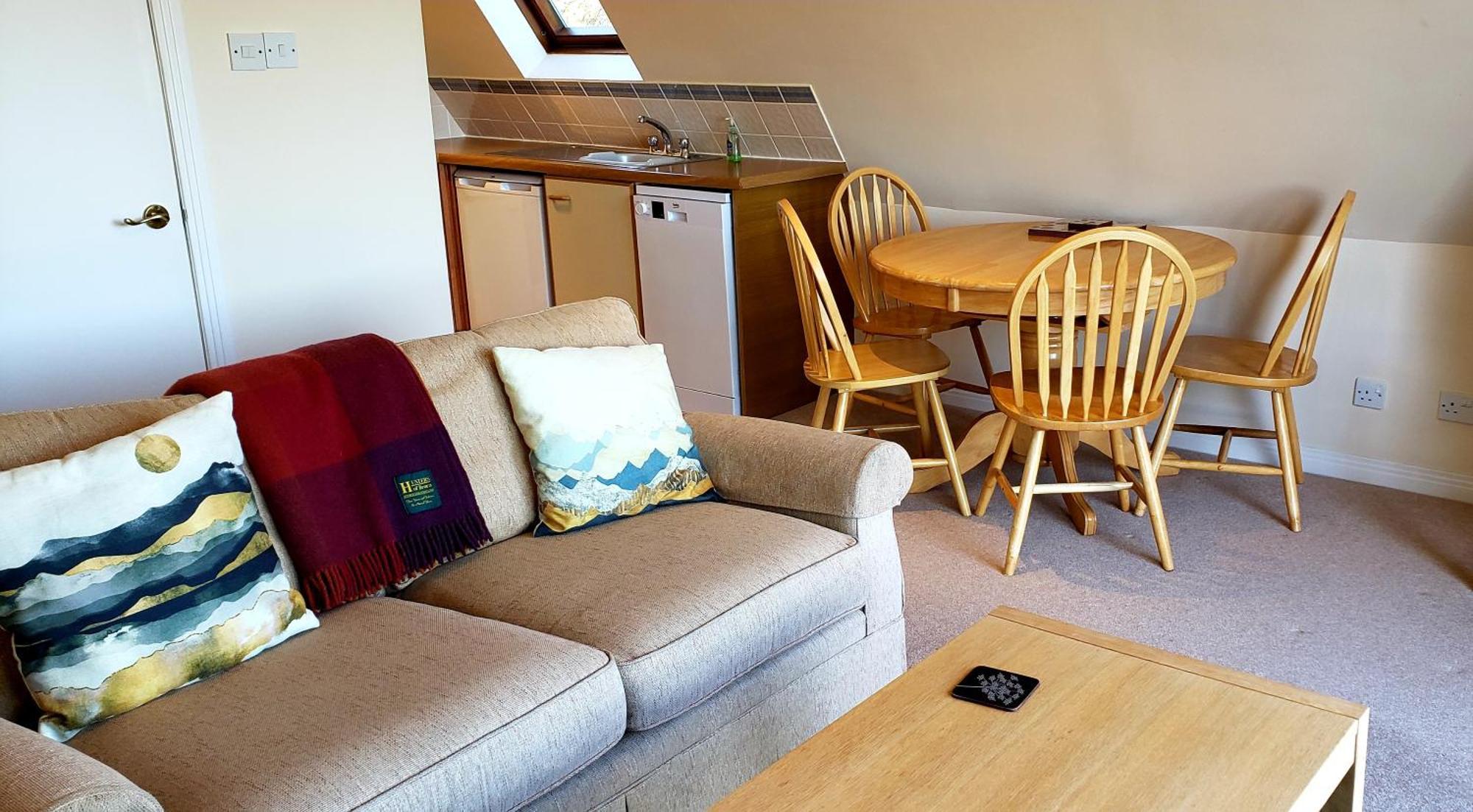Highland Glen Lodges Rogart Стая снимка