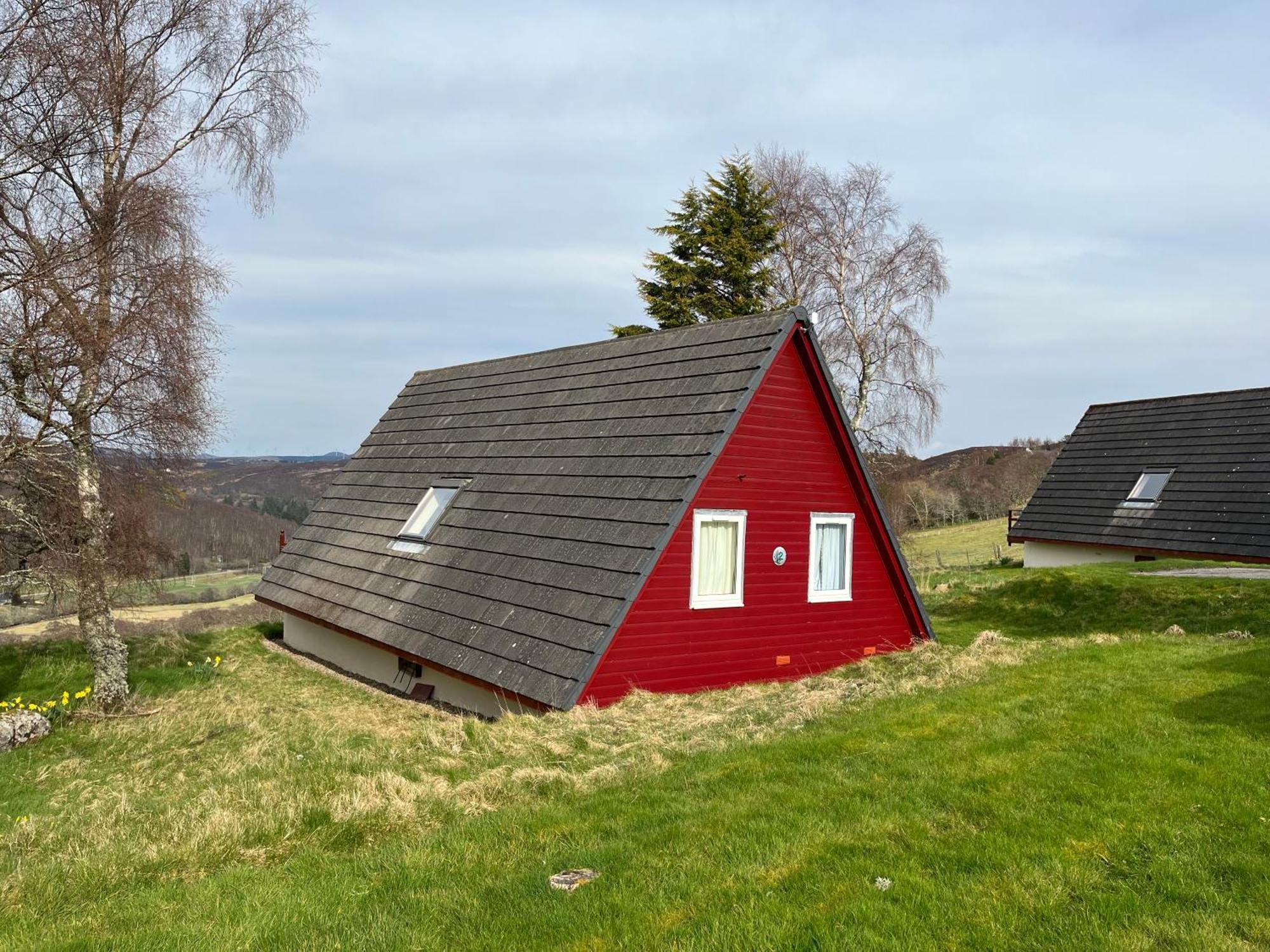 Highland Glen Lodges Rogart Стая снимка